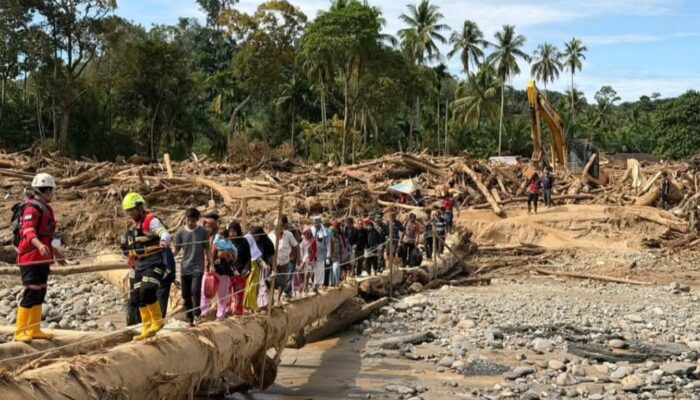 Data Terbaru Bencana Sumatera: 867 Tewas, 521 Masih Hilang