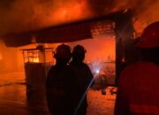 Kebakaran Hanguskan Empat Bangunan di Nanggalo