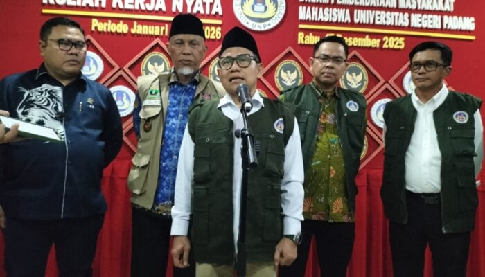 Menko PM Bekali dan Lepas Ribuan Mahasiswa KKN UNP untuk Pemberdayaan dan Pemulihan Pascabencana