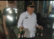 Pol PP Padang Sita Belasan Botol Minol di Atom Center