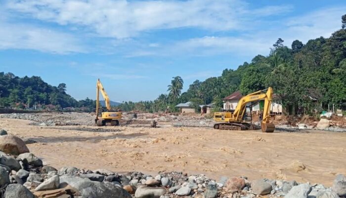 Pemprov Sumbar Terima Lebih Rp50 Miliar Bantuan Bencana, Rp24,2 Miliar Disalurkan ke 13 Daerah