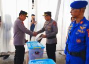 Kapolri Salurkan Bantuan Anggota Terdampak Bencana di Polsek Koto Tangah