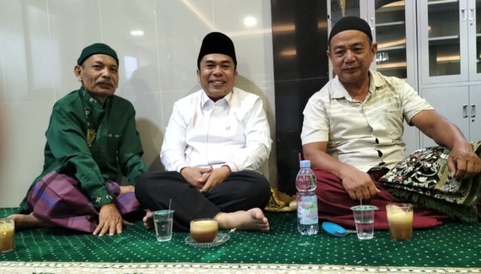 Buya H. Mulyadi Muslim Isi Tausiyah Subuh Mubarakah di Masjid Ukhuwah Parupuk Tabing