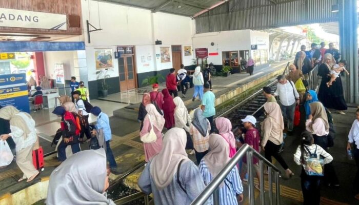KAI Sumbar Layani 123.408 Penumpang Pada Nataru 2025, Tumbuh 3.8 Persen