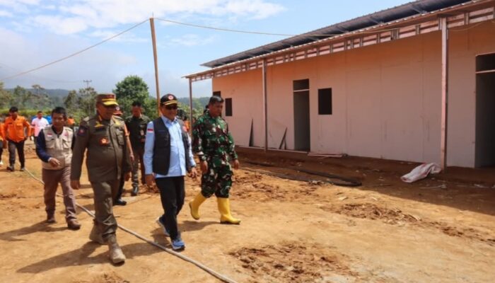 Sekretaris BNPB Tinjau Pembangunan Huntara di 50 Kota