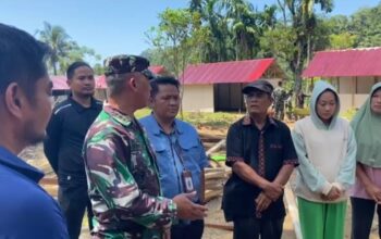 Kodim 0312/Padang Bangun Huntara bagi di Kapalo Koto Pauh