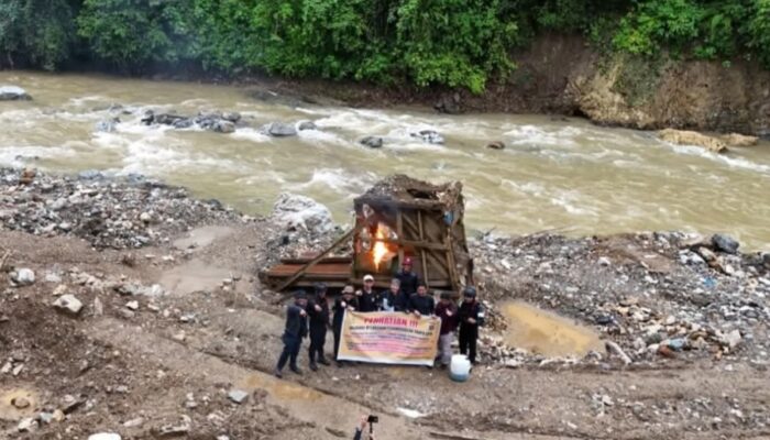 Penambangan di Kecamatan Dua Koto Pasaman Dihentikan
