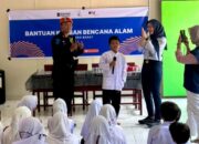 KAI Sumbar Bersama KAI Properti Sapa Sekolah Terdampak Bencana Batang Anai