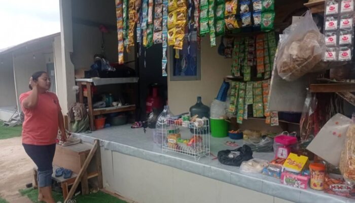 Bertahan di Huntara, Julita Fitria Syukuri Bantuan di Keterbatasan Fasilitas