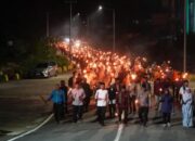 Pawai Obor Meriahkan Semarak Ramadan 1447 H di Padang Panjang